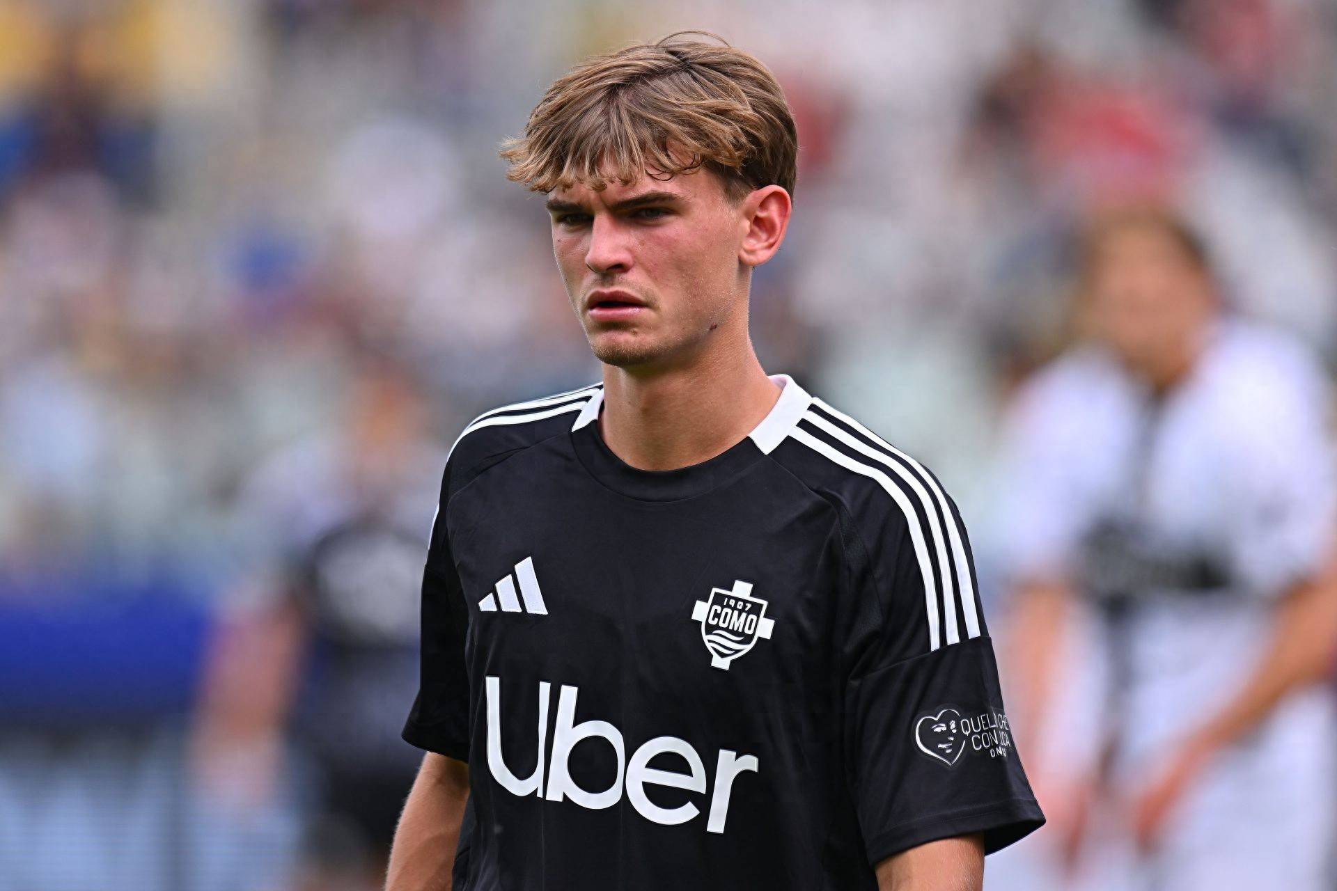 仅让球迷感 仅让球迷感